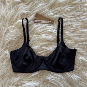 Skims Fits Everybody Unlined Demi Bra Onyx Size 32D